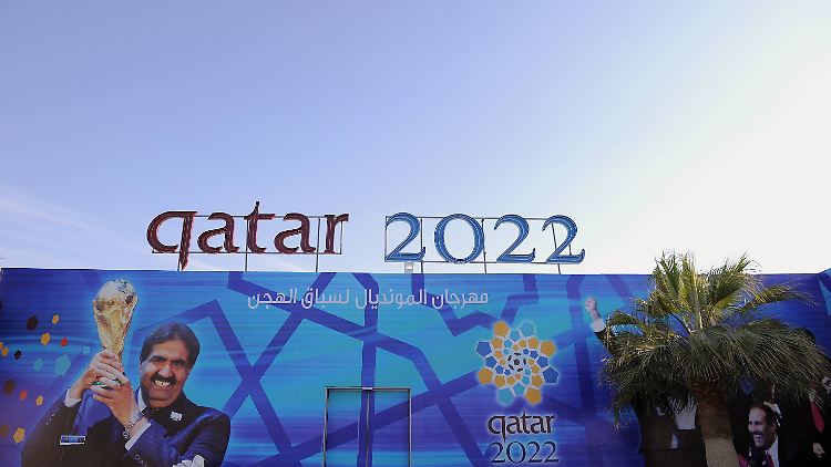 Die Fußball-WM 2022 soll in Katar stattfinden. Die Vergabe ist höchst umstritten.