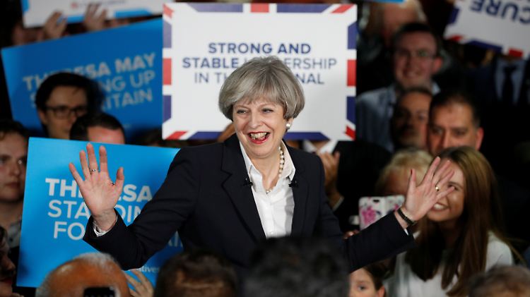 Theresa May - können ihre Tories die absolute Mehrheit verteidigen?