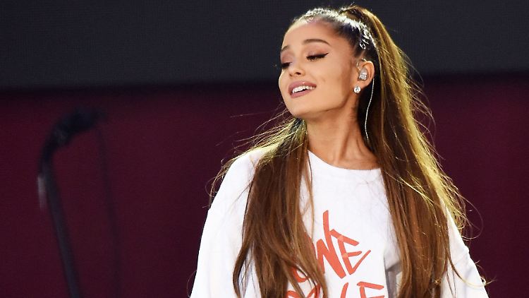 Hat ihre Solidarität mit Manchester nun auch auf ihrem Körper verewigt: Ariana Grande.