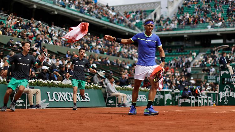 Rafael Nadal steht im Halbfinale der French Open. Widererwartend trifft er dort nicht auf Novak Djokovic.