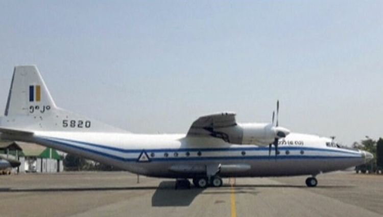 Der chinesische Militärtransporter Shaanxi Y-8 basiert auf einer Baureihe älterer Antonow-Maschinen.