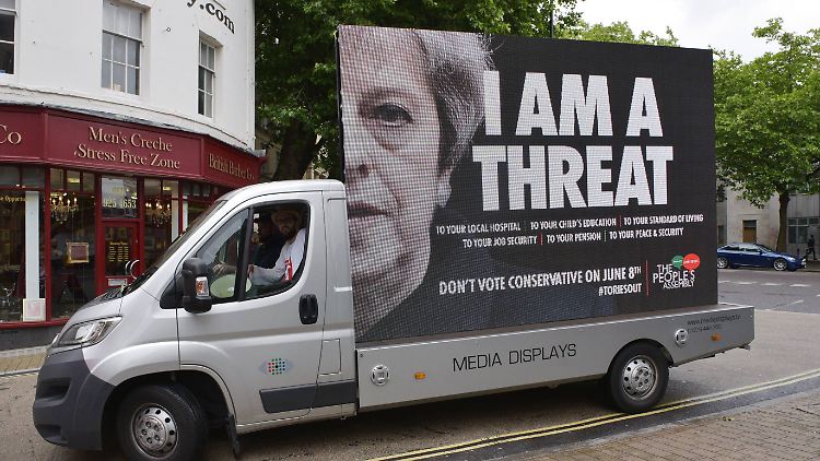 Ein Anti-May-Wahlplakat in Bristol.