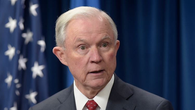 Sessions hat es mit seinem Chef nicht immer leicht.