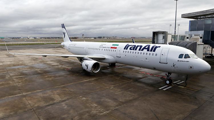 Der Iran liefert mit Flugzeugen und Schiffen Lebensmittel nach Katar.