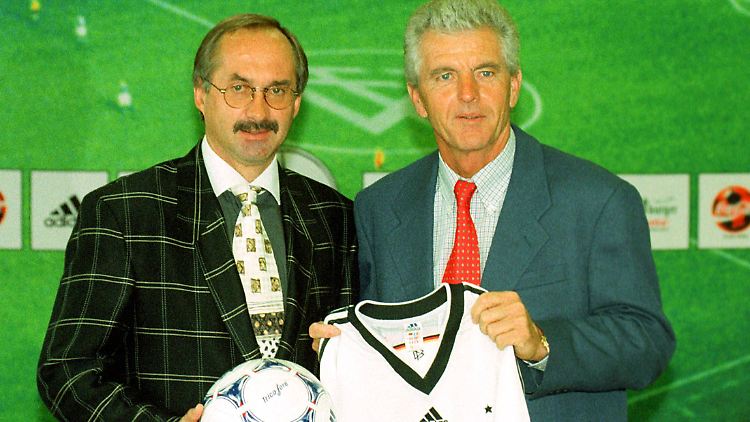 Uli Stielike und Erich Ribbeck - das Duo floppte beim DFB völlig.
