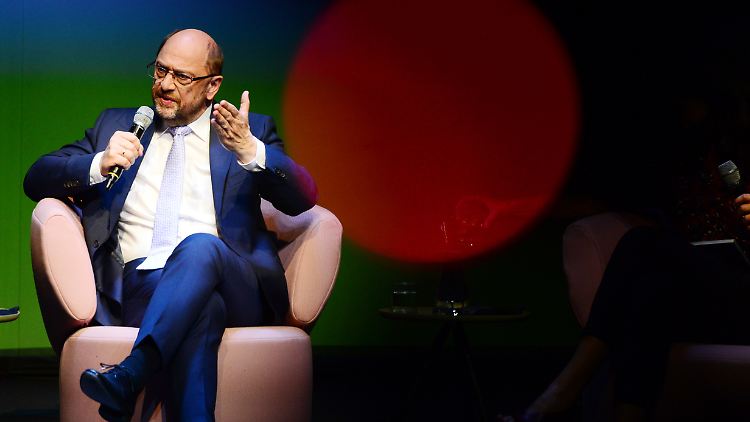 Es sind noch Plätze frei: Plauderstunde mit Kanzlerkandidat im Maxim-Gorki-Theater.