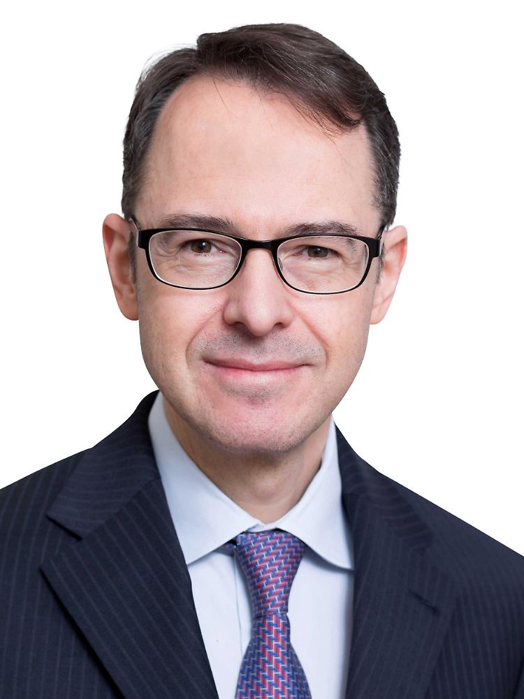 Marco Herrmann ist seit 1992 für renommierte Banken und Fondsgesellschaften tätig. Seit 2010 verantwortet er als Geschäftsführer die Anlagestrategie der FIDUKA.