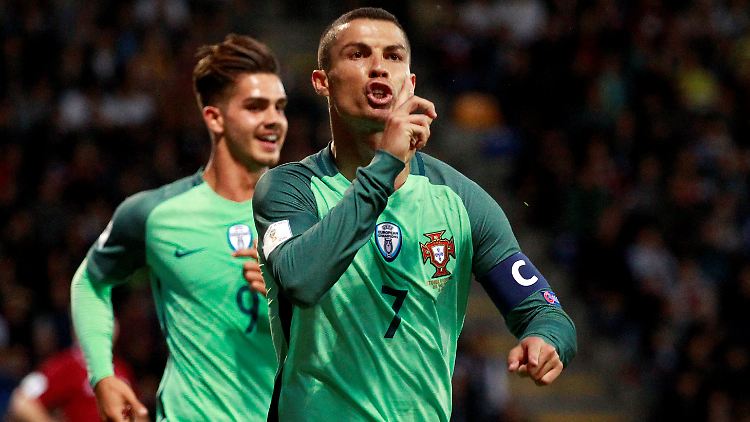 Cristiano Ronaldo soll laut Anklage fast 15 Millionen Euro an Steuern hinterzogen haben.