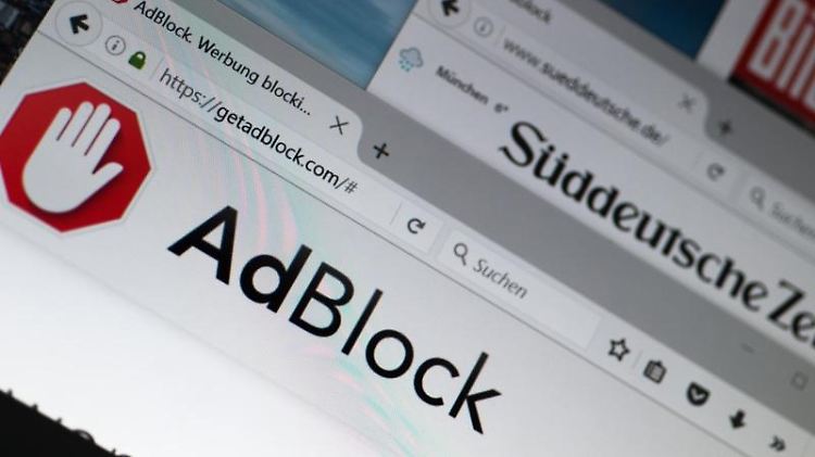 Für die Nutzer von Werbeblockern würde ein generelles Verbot bedeuten, dass sie wieder verstärkt Werbung auf ihren Bildschirmen zu sehen bekämen.