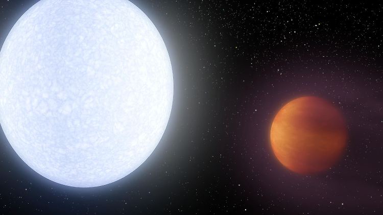 Keiner ist heißer: Planet KELT-9 b (rechts) wird von seinem Stern KELT-9 ordentlich auf Temperatur gebracht.