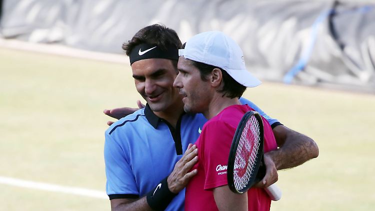 Die beiden Haudegen: Roger Federer (l.) und Tommy Haas.