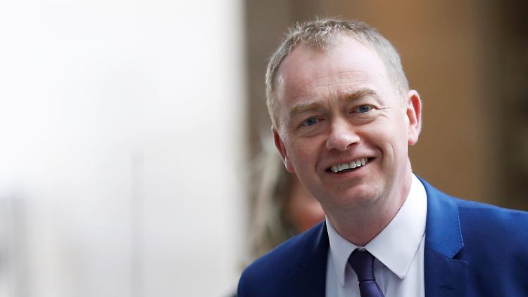 Tim Farron, Chef der britischen Liberaldemokraten, will sein Amt nur noch bis zur Sommerpause ausüben.