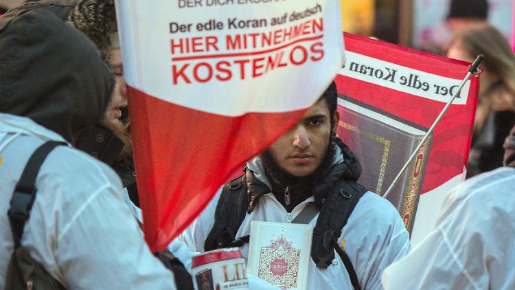 Die Koranverteilaktion "Lies!" ist seit 2016 verboten.