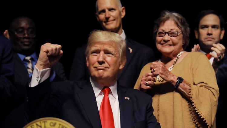 Trump hat, was den Umgang mit seinen Finanzen angeht, mit vielen Traditionen seiner Vorgänger gebrochen.
