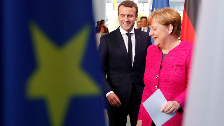 Angela Merkel hofft auf eine "weiter gute Zusammenarbeit" mit Emmanuel Macron für Deutschland, Frankreich und Europa.