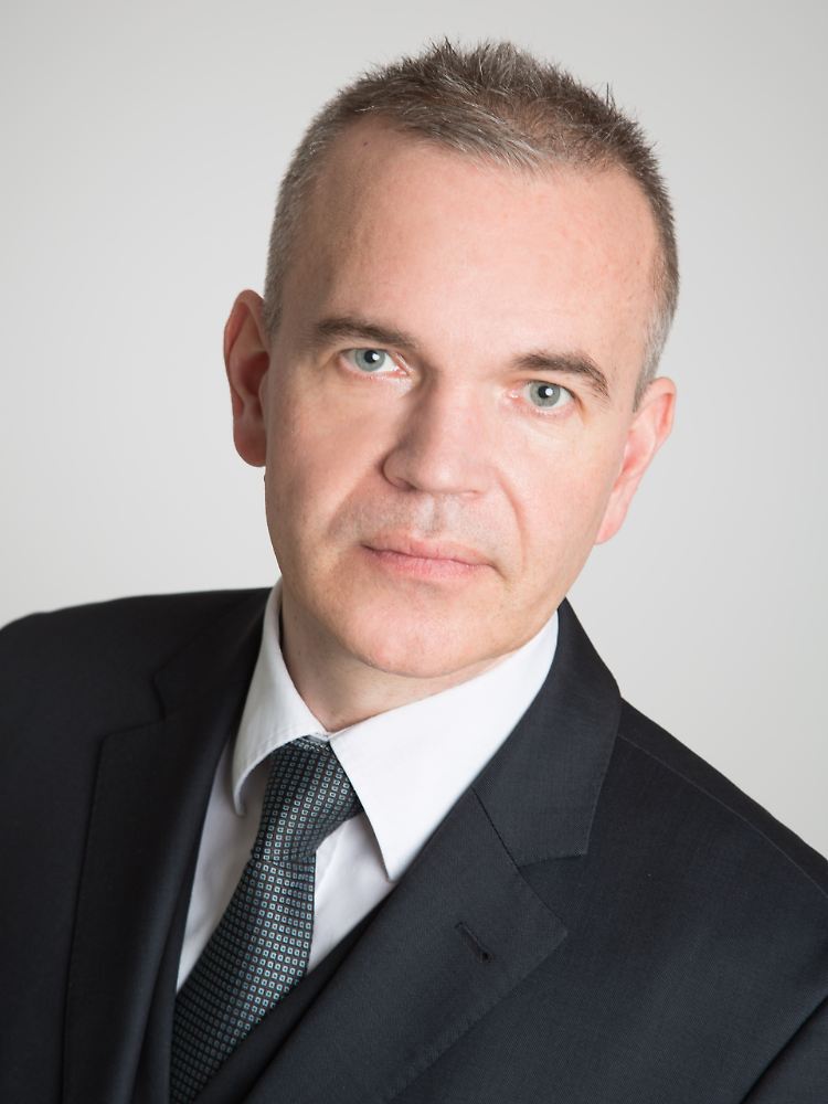Richard Lutz verantwortet bei der Wamsler & Co. Vermögensverwaltung unter anderem das Portfoliomanagement. Der Bankkaufmann verfügt über 23 Jahre Berufserfahrung.