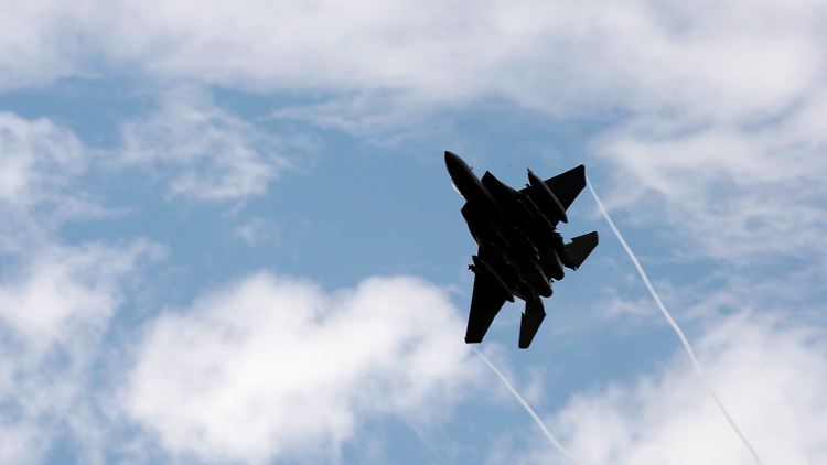 Die Drohne wurde nach US-Angaben von einem F-15-Kampfjet abgeschossen.