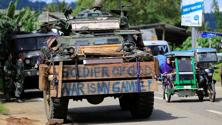 Gotteskrieger gegen Gotteskrieger: Philippinische Soldaten auf Mindanao. 