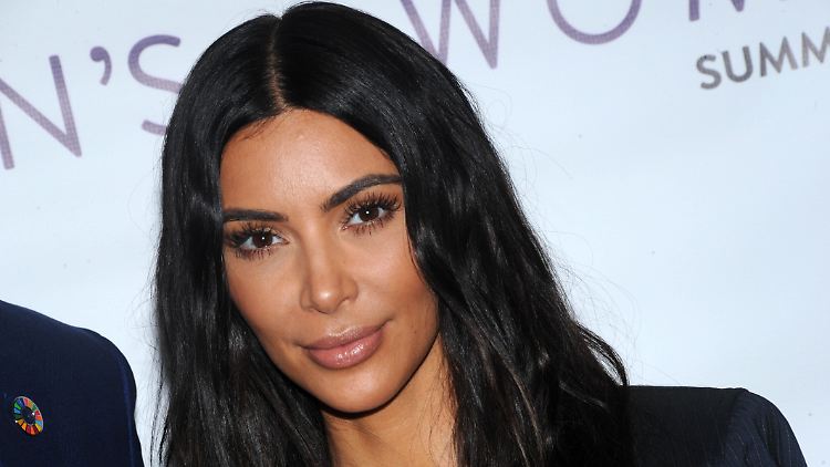 Kim Kardashian ist sich sicher: Die unvorteilhaften Po-Bilder sind bearbeitet.