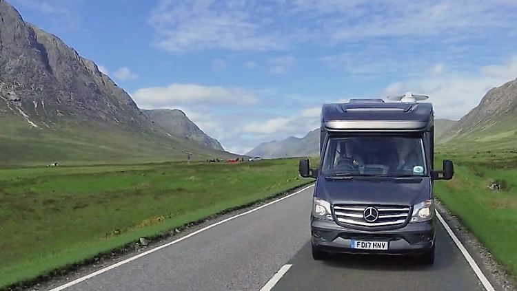 Schottland-Reisemobil.jpg