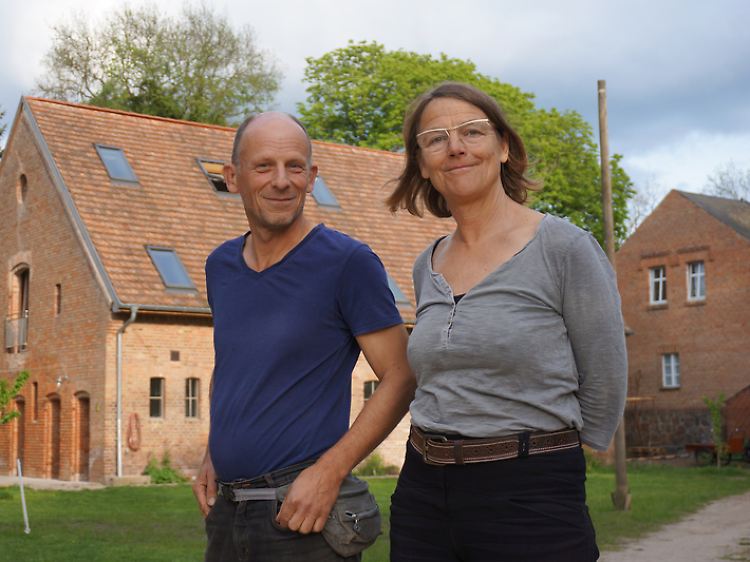 Martin Hansen und Marieken Verheyen betreiben den "Rehof" in Rutenberg.