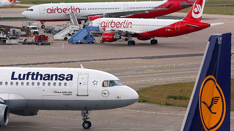 Lufthansa und Air Berlin wollen nicht dass der Flughafen Tegel geschlossen wird.