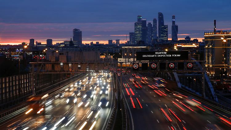 Die russische Wirtschaft leidet unter den Sanktionen. Doch auch europäische Unternehmen haben mit den Strafmaßnahmen zu kämpfen.