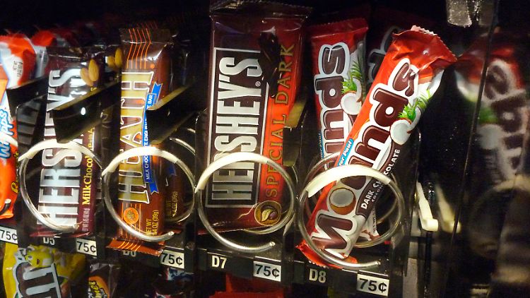 Die gestohlenen Snacks haben einen Wert von knapp 3000 Euro.