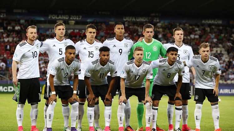 Der Trainer hat angedeutet, dass die Aufstellung gegen Italien anders sein könnte als noch gegen Dänemark.