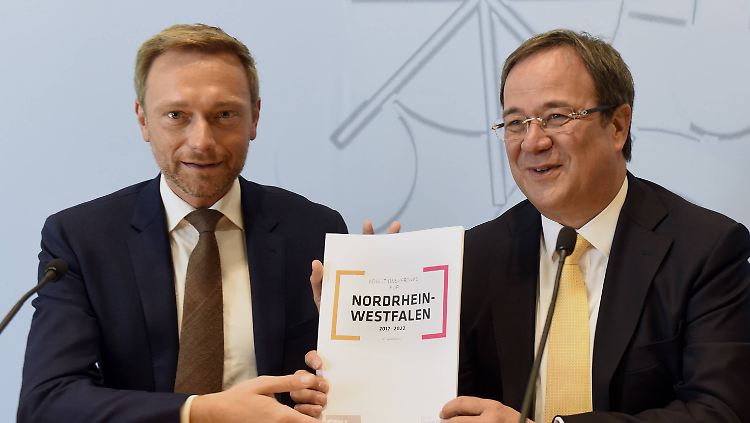 Bereits vor einer Woche wurde der Koalitionsvertrag vorgestellt. Nun stimmen beide Parteien zu.