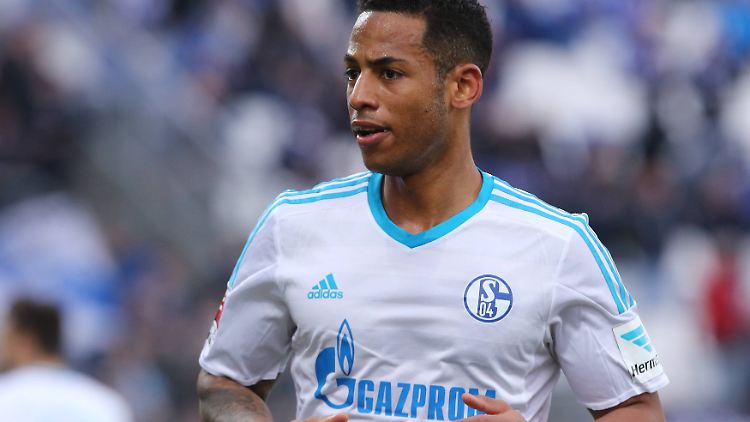 Aogo kommt auf zwölf Länderspieleinsätze für Deutschland, bei Schalke waren's deutlich mehr.