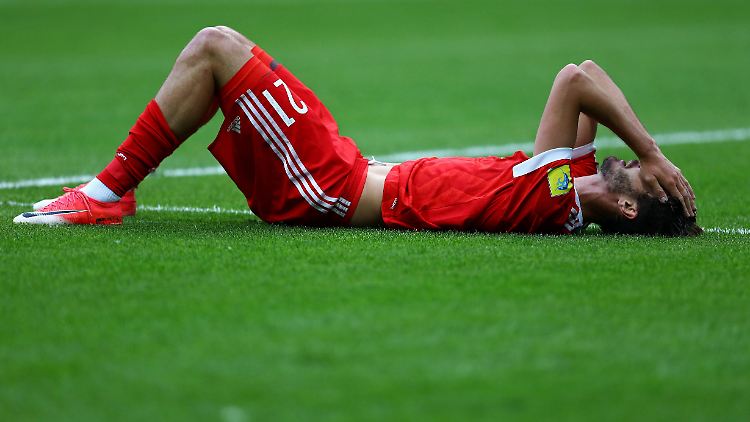 Der Confed Cup wurde für Russland sportlich zur Blamage. Die Dopingvorwürfe verschlechtern die Stimmung weiter.