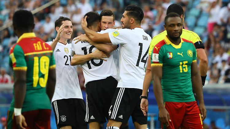 Mit einer starken zweiten Halbzeit verdiente sich das DFB-Perspektivteam den Gruppensieg und damit weitere Strandtage in Sotschi.