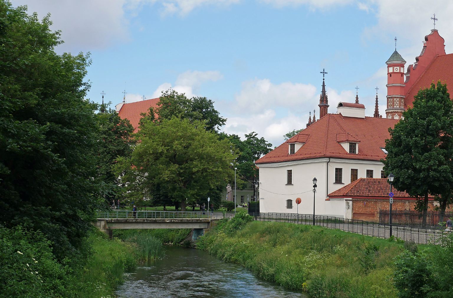 Vilnius ist mit mehr als 500.000 Einwohnern die größte und gleichzeitig beschauliche Hauptstadt von Litauen.