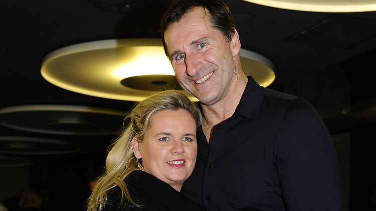 Privat hat Lars Riedel sein Glück wiedergefunden. Seine zweite Frau Katja lernte er 2006 kennen.