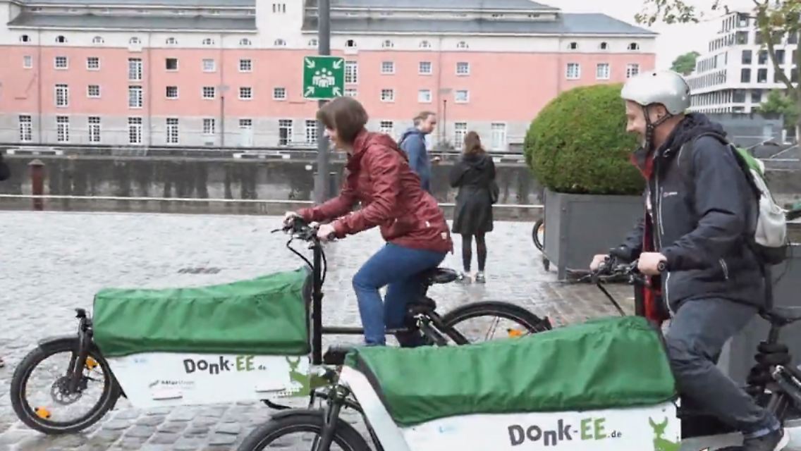Donk-EE.jpg
