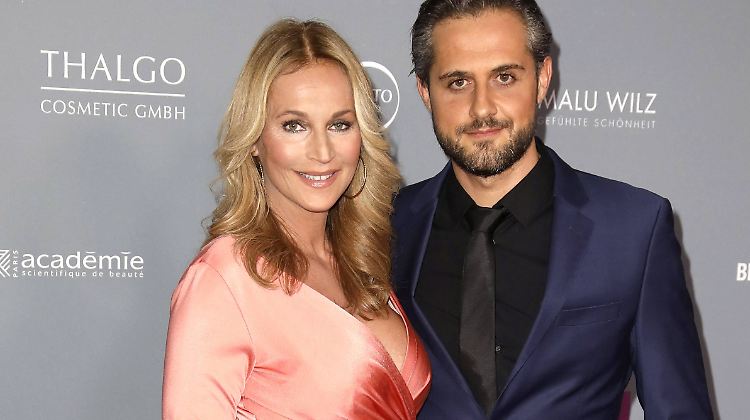Caroline Beil und ihren Lebensgefährten Philipp Sattler trennen 16 Jahre.