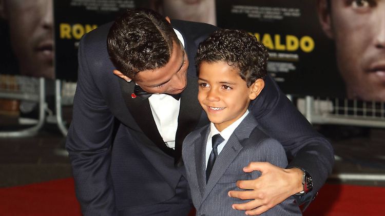 Cristiano Ronaldos ältester Sohn wurde wohl ebenfalls von einer Leihmutter geboren.