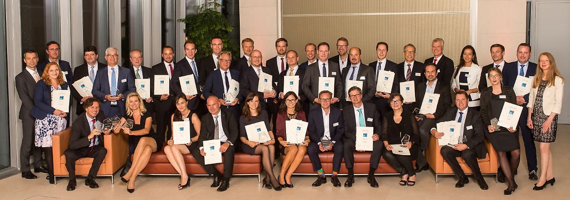 Die Gewinner wurden feierlich in der Berliner Bertelsmann-Repräsentanz ausgezeichnet.