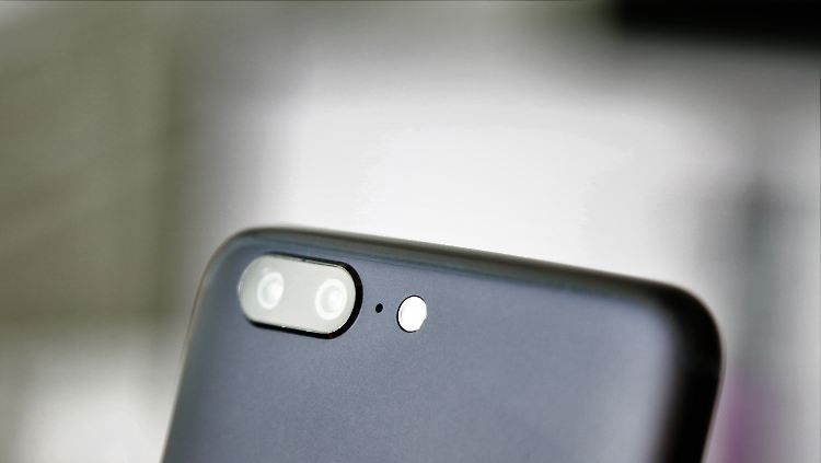 Das Oneplus 5 ist nur eins der aktuellen Dual-Kamera-Smartphones.