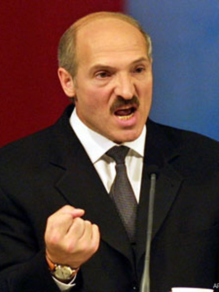 Weißrussland hat mit Alexander Lukaschenko einen autoritären Präsidenten. 2004 ließ Lukaschenko die Verfassung ändern, so dass für ihn keine Beschränkung der Amtszeit mehr existiert.