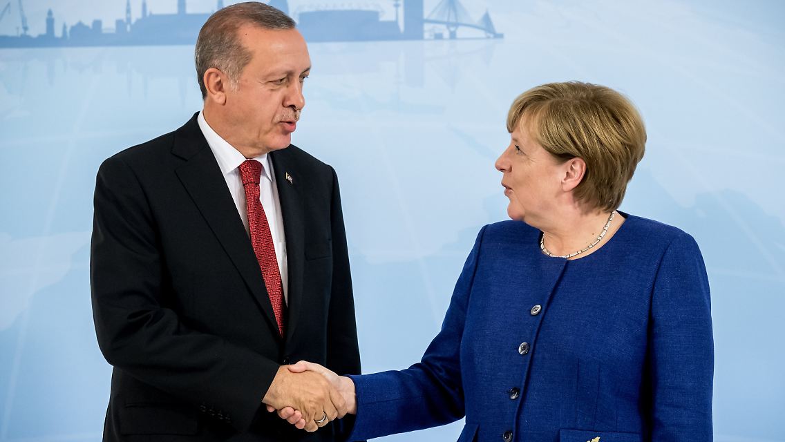 Der türkische Präsident Recep Tayyip Erdogan und Kanzlerin Angela Merkel treffen sich im "Atlantic"-Hotel.