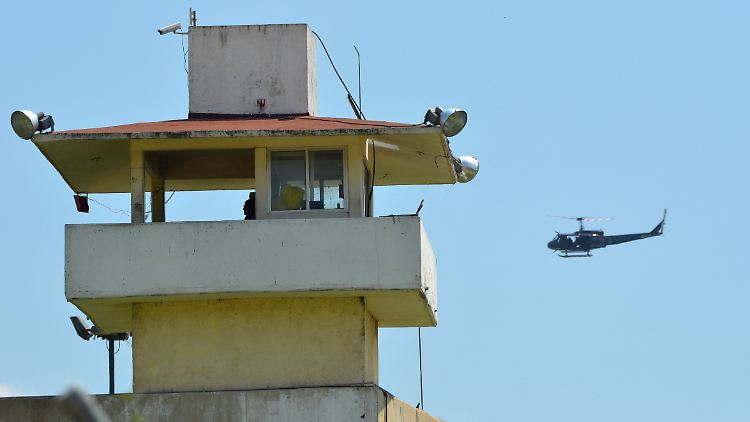 Das Militär musste das Gelände rund um das Gefängnis in Acapulco sichern.