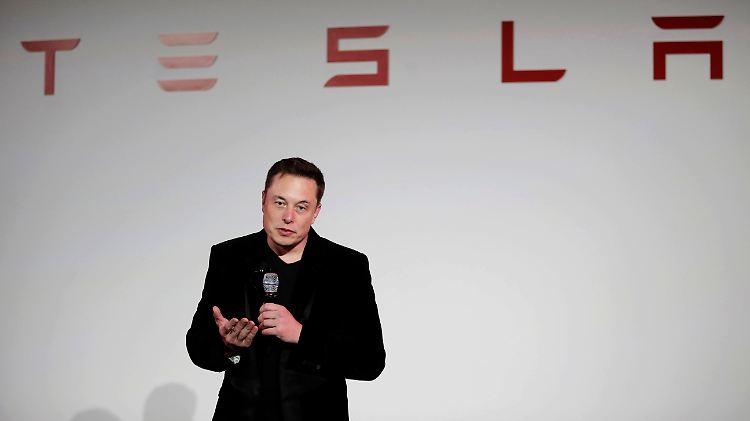 Noch eine Klage: Elon Musk schießt zurück.