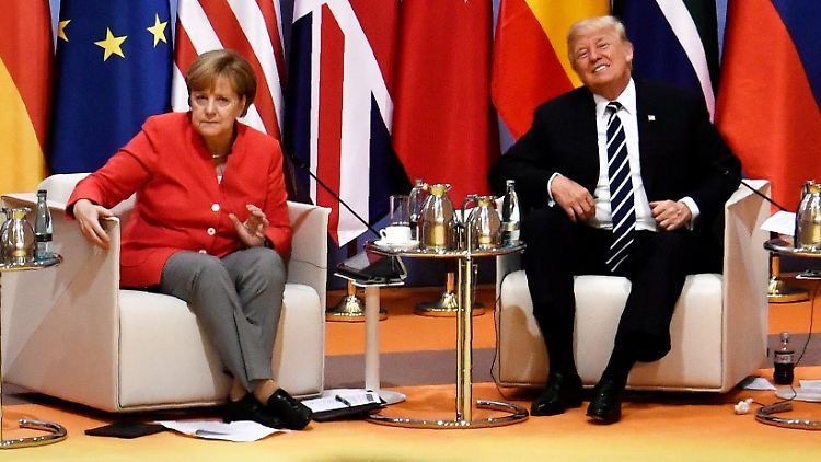 Die Gespräche auf hoher Ebene laufen. Hinter den Kulissen ringen Diplomaten parallel dazu um Formulierungen in der Abschlusserklärung.