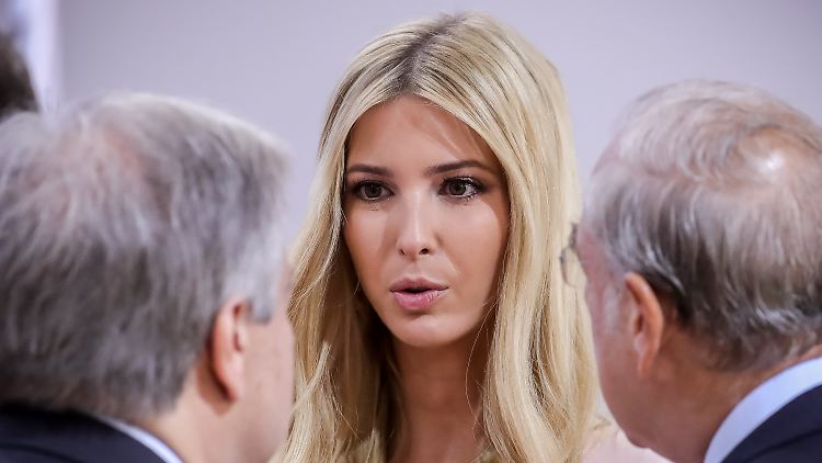 US-Präsident Trump nutzte die Gelegenheit, seiner Tochter Ivanka Komplimente zu machen.