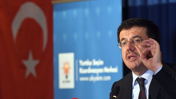 Der türkische Wirtschaftsminister Nihat Zeybekci darf nicht in Österreich vor Landsleuten sprechen.