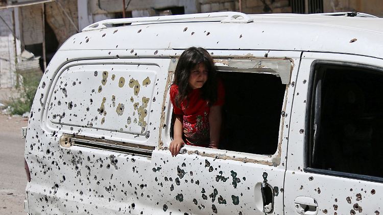 Die Waffenruhe gilt zunächst in drei südlichen Provinzen, darunter Daraa mit der gleichnamigen Provinzhauptstadt.