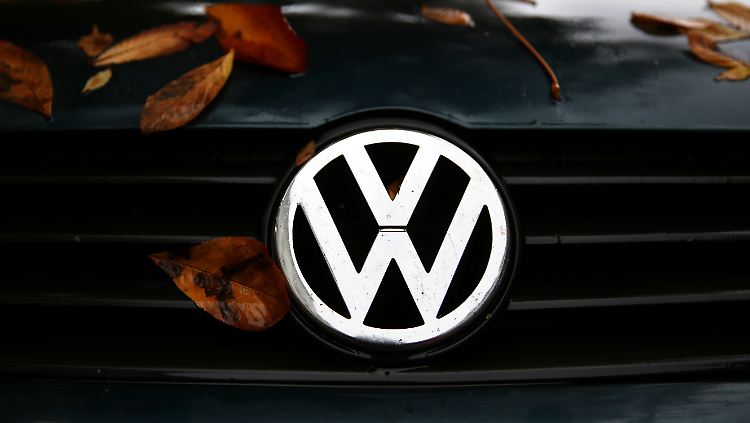 Volkswagen spielt auf Zeit - um Entschädigungen an europäische Kunden zu entgehen.