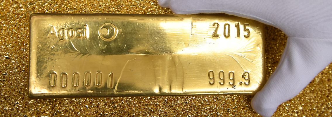Der Goldpreis fällt, viele Anleger gehen offenbar lieber in Aktien oder Anleihen.